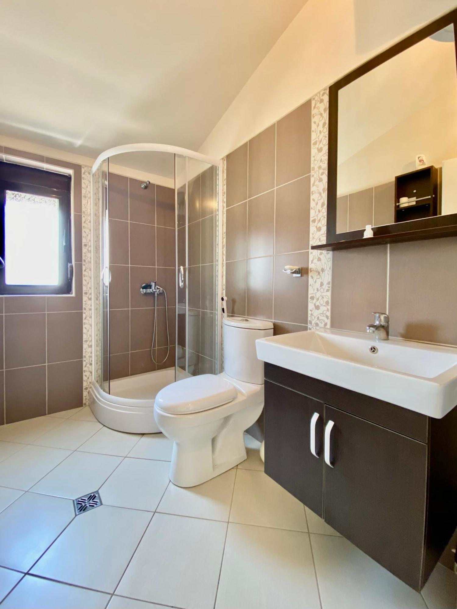Fimi Apartments Ulcinj Eksteriør billede