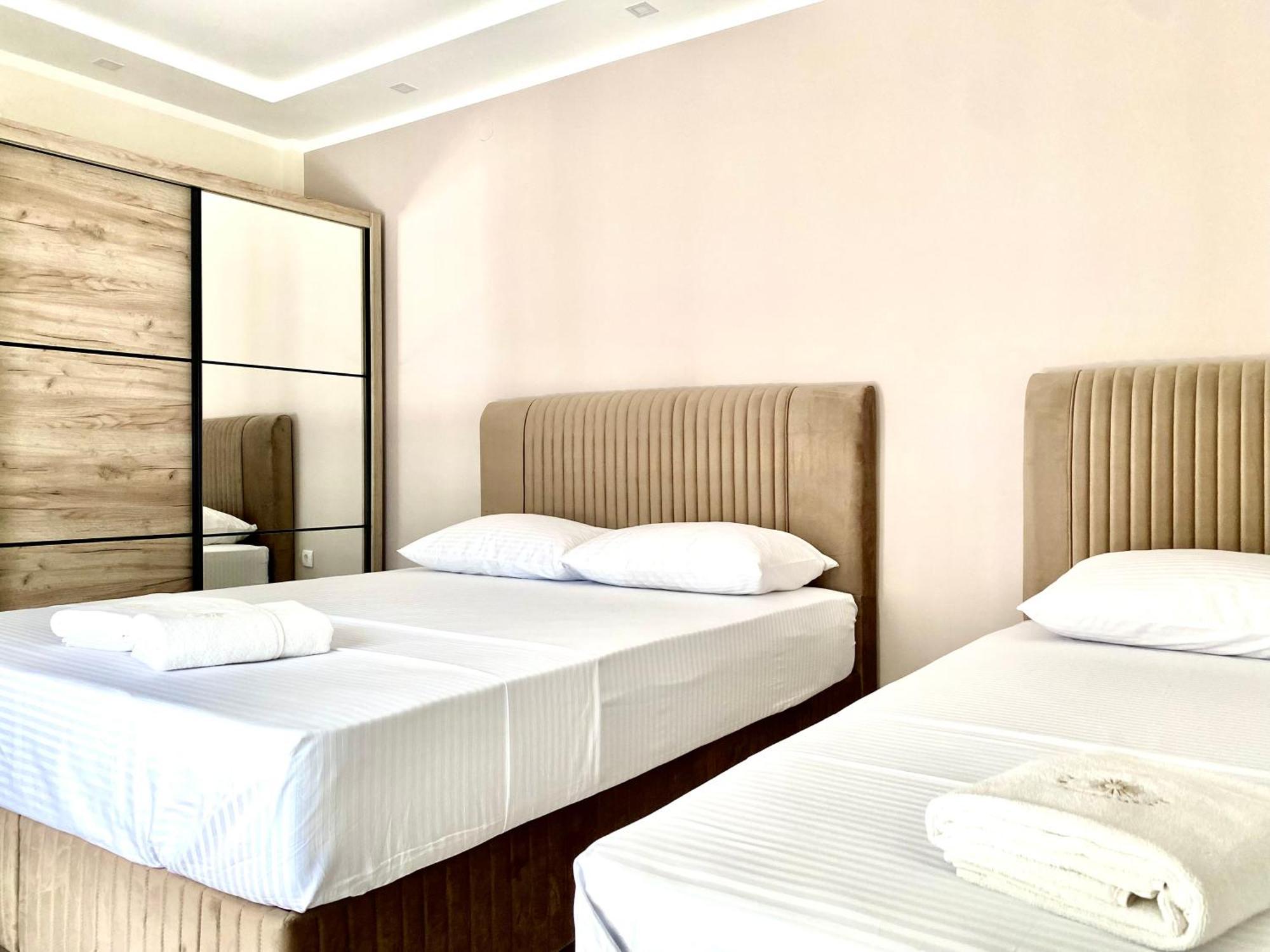 Fimi Apartments Ulcinj Eksteriør billede