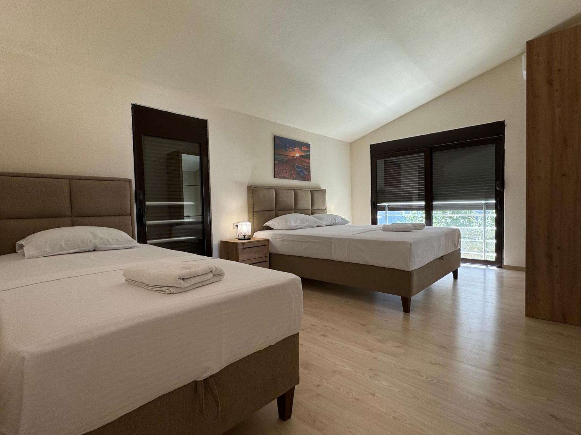 Fimi Apartments Ulcinj Eksteriør billede